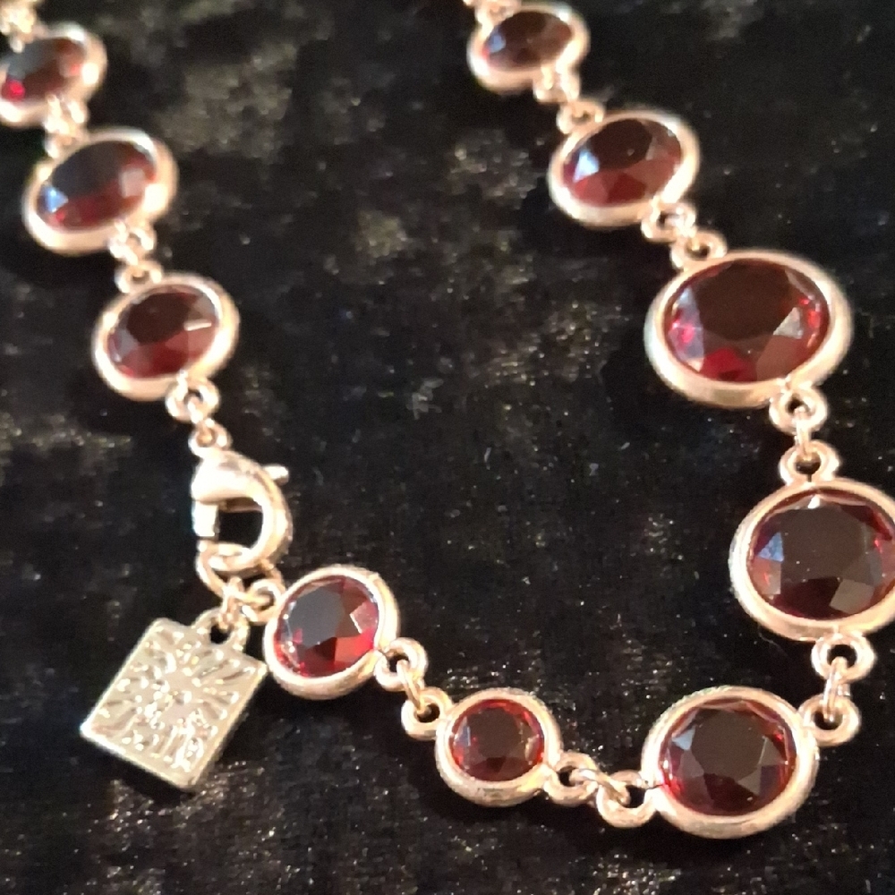 Anne Klein Gold and Red Crystal long  Necklace Set. - Picture 2 of 6